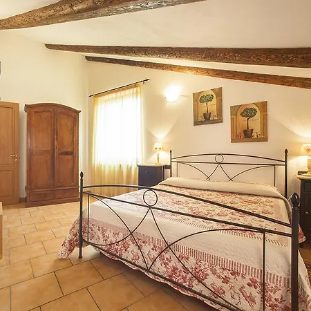 Lantgård La Cantina *